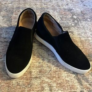 Caslon wedge slip on. Black suede. EUC